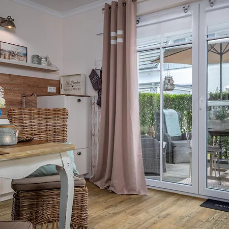 Hamptons Whg 1 Apartament