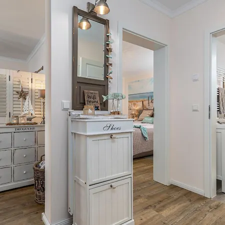 Hamptons Whg 1 *